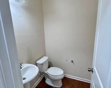 1540 Winshire Cove - Photo Thumbnail 15