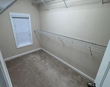 1540 Winshire Cove - Photo Thumbnail 13