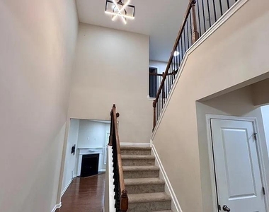 1540 Winshire Cove - Photo Thumbnail 3