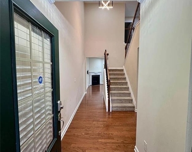 1540 Winshire Cove - Photo Thumbnail 2