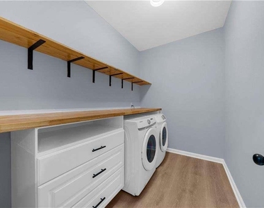 5435 Mirror Lake Drive - Photo Thumbnail 41