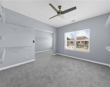 5435 Mirror Lake Drive - Photo Thumbnail 38