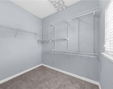 5435 Mirror Lake Drive - Photo Thumbnail 50