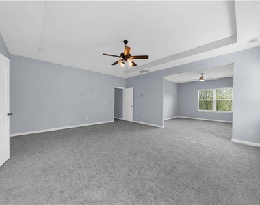 5435 Mirror Lake Drive - Photo Thumbnail 33