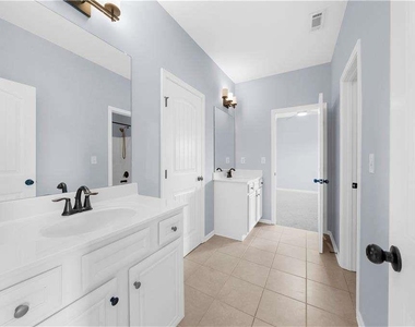 5435 Mirror Lake Drive - Photo Thumbnail 44