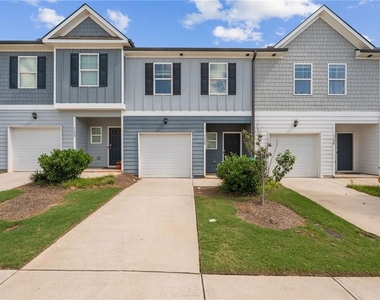 7134 Gladstone Circle - Photo Thumbnail 1