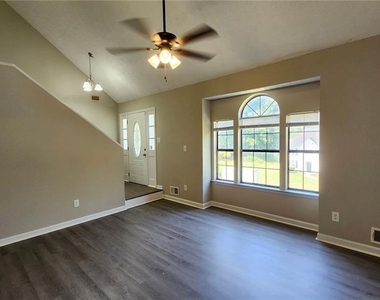 3724 Spring Garden Lane - Photo Thumbnail 1