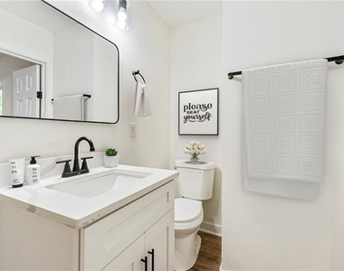 1258 Lyle Avenue - Photo Thumbnail 19