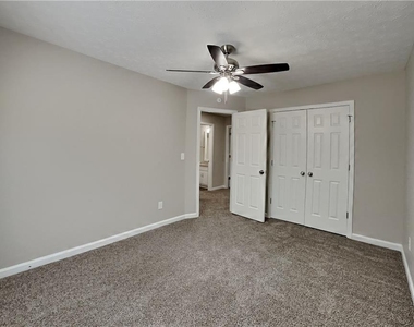 1075 Crystal Water Drive - Photo Thumbnail 13