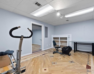 5363 Amhurst Drive - Photo Thumbnail 20