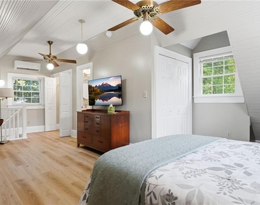 826 Mentelle Drive Ne - Photo Thumbnail 20