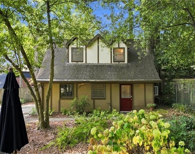 826 Mentelle Drive Ne - Photo Thumbnail 23