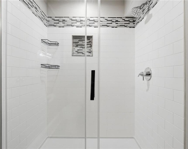 826 Mentelle Drive Ne - Photo Thumbnail 16