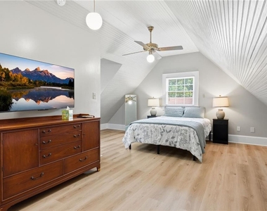 826 Mentelle Drive Ne - Photo Thumbnail 18