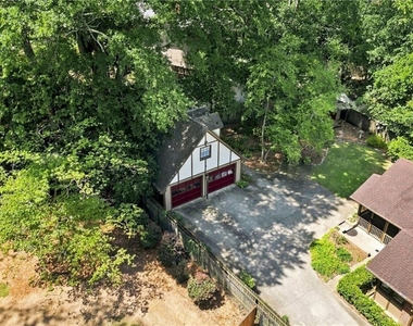 826 Mentelle Drive Ne - Photo Thumbnail 26