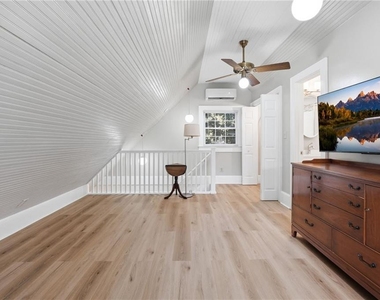 826 Mentelle Drive Ne - Photo Thumbnail 22