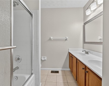 12110 Greenmont Walk - Photo Thumbnail 21
