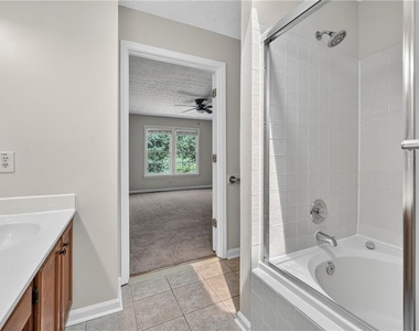 12110 Greenmont Walk - Photo Thumbnail 27