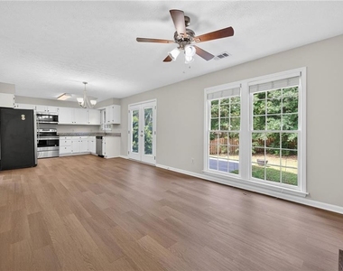 12110 Greenmont Walk - Photo Thumbnail 17