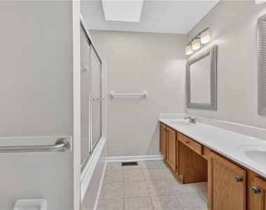 12110 Greenmont Walk - Photo Thumbnail 25