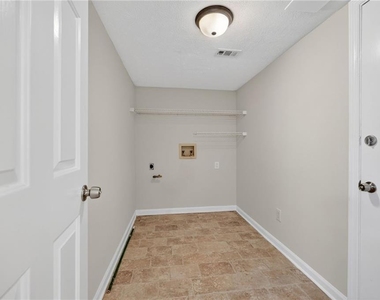 12110 Greenmont Walk - Photo Thumbnail 14