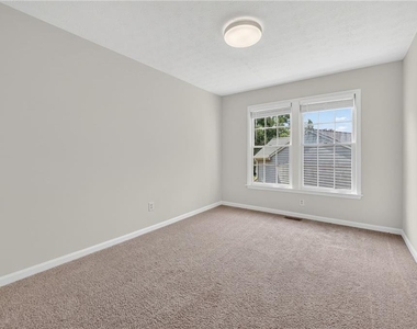 12110 Greenmont Walk - Photo Thumbnail 18