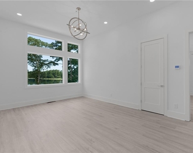 3258 S Bay Drive - Photo Thumbnail 26