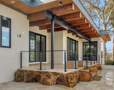 3258 S Bay Drive - Photo Thumbnail 45