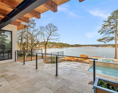 3258 S Bay Drive - Photo Thumbnail 46