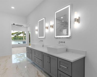 3258 S Bay Drive - Photo Thumbnail 21