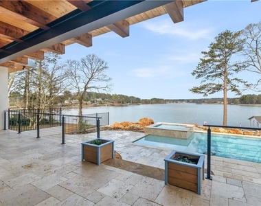 3258 S Bay Drive - Photo Thumbnail 47