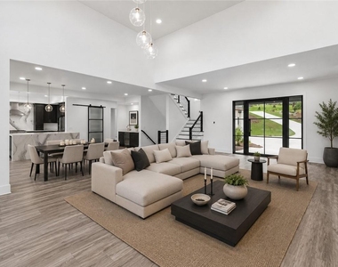 3258 S Bay Drive - Photo Thumbnail 2