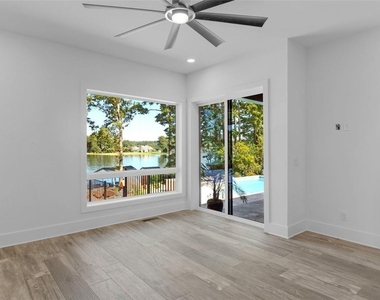 3258 S Bay Drive - Photo Thumbnail 27