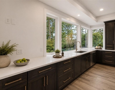3258 S Bay Drive - Photo Thumbnail 5