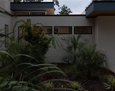 3258 S Bay Drive - Photo Thumbnail 100