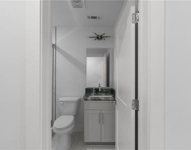 3258 S Bay Drive - Photo Thumbnail 68