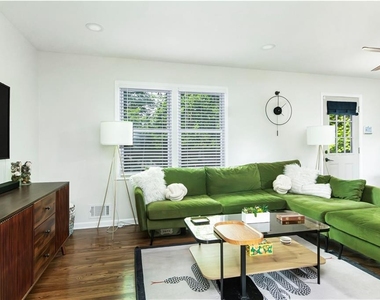 1953 Copperfield Circle - Photo Thumbnail 10