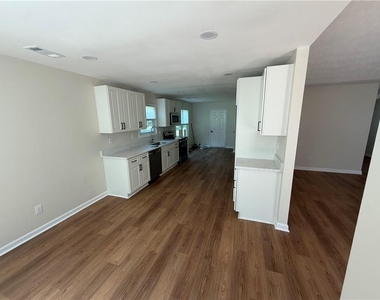 2694 Palm Creek Court - Photo Thumbnail 1
