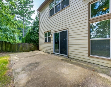 395 Cadeleigh Court - Photo Thumbnail 30