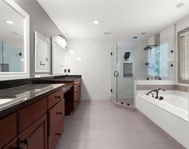 5583 Julian Place - Photo Thumbnail 19