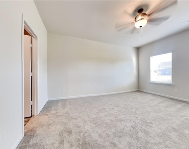 1141 Amadas Drive - Photo Thumbnail 6