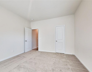 1141 Amadas Drive - Photo Thumbnail 14