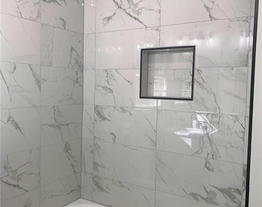 1187 Ellington Drive - Photo Thumbnail 5