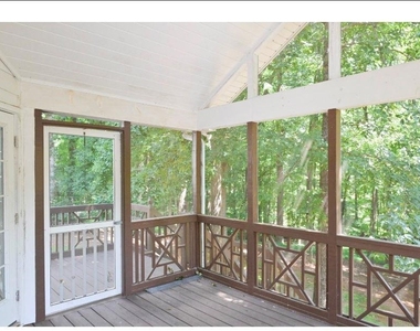 3885 Waterford Drive - Photo Thumbnail 40