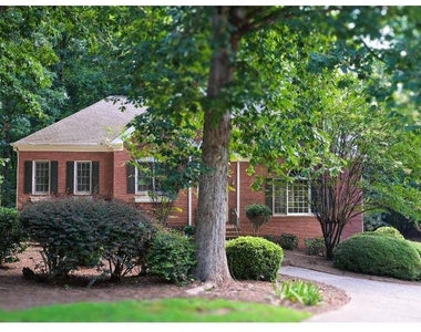 3885 Waterford Drive - Photo Thumbnail 1