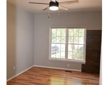 3885 Waterford Drive - Photo Thumbnail 21