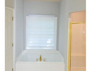 3885 Waterford Drive - Photo Thumbnail 13