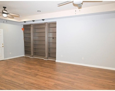 3885 Waterford Drive - Photo Thumbnail 43