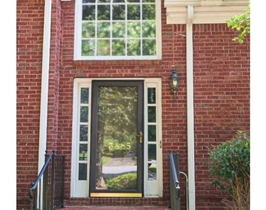 3885 Waterford Drive - Photo Thumbnail 2