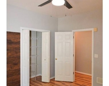 3885 Waterford Drive - Photo Thumbnail 20